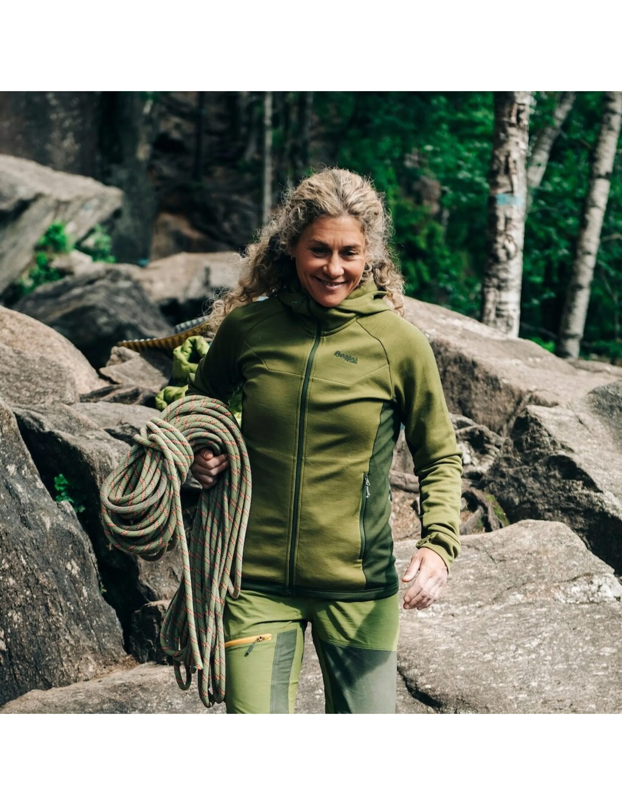 Bergans Cecilie Wool Hood Jacket Womens (Maat – XS, Kleur – Trail Green/Dark Olive Green)