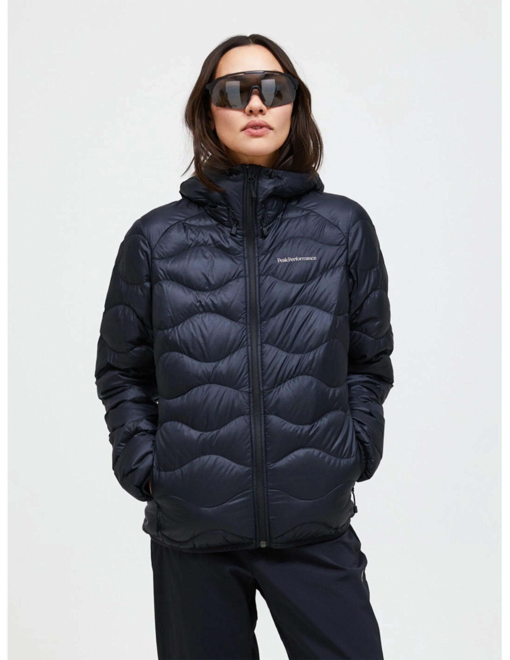 Peak Performance Helium Down Hood Jacket Dames (Maat – XS, Kleur – Black)