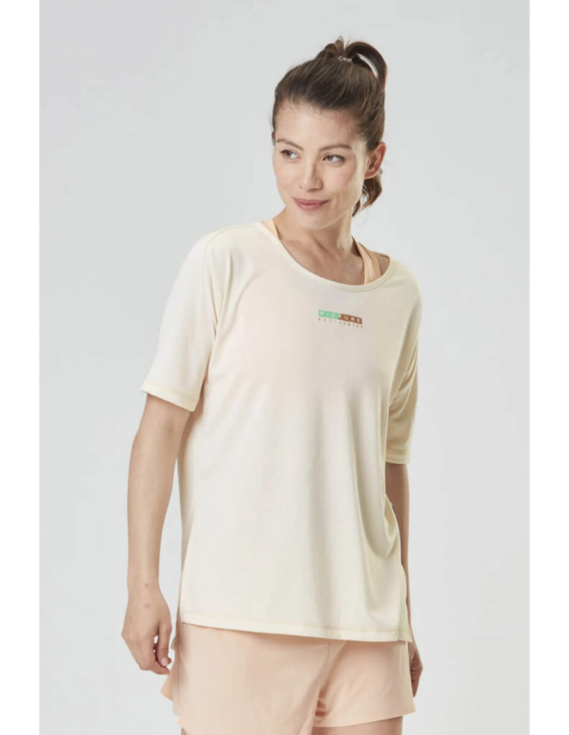 Picture Kiersi SS Tech Tee (Maat – M, Kleur – Smoke white)